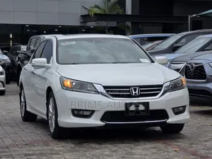Honda Accord 2013 White