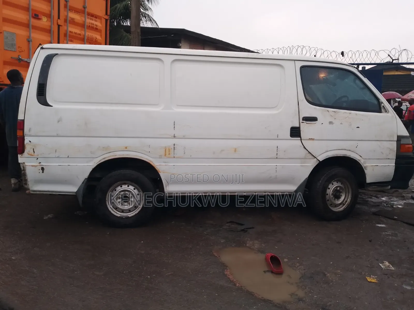 Toyota HiAce 2005 White