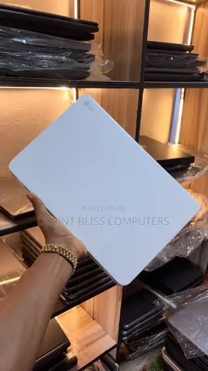 Laptop LG Gram 15.6 8GB AMD Ryzen 5 SSD 256GB
