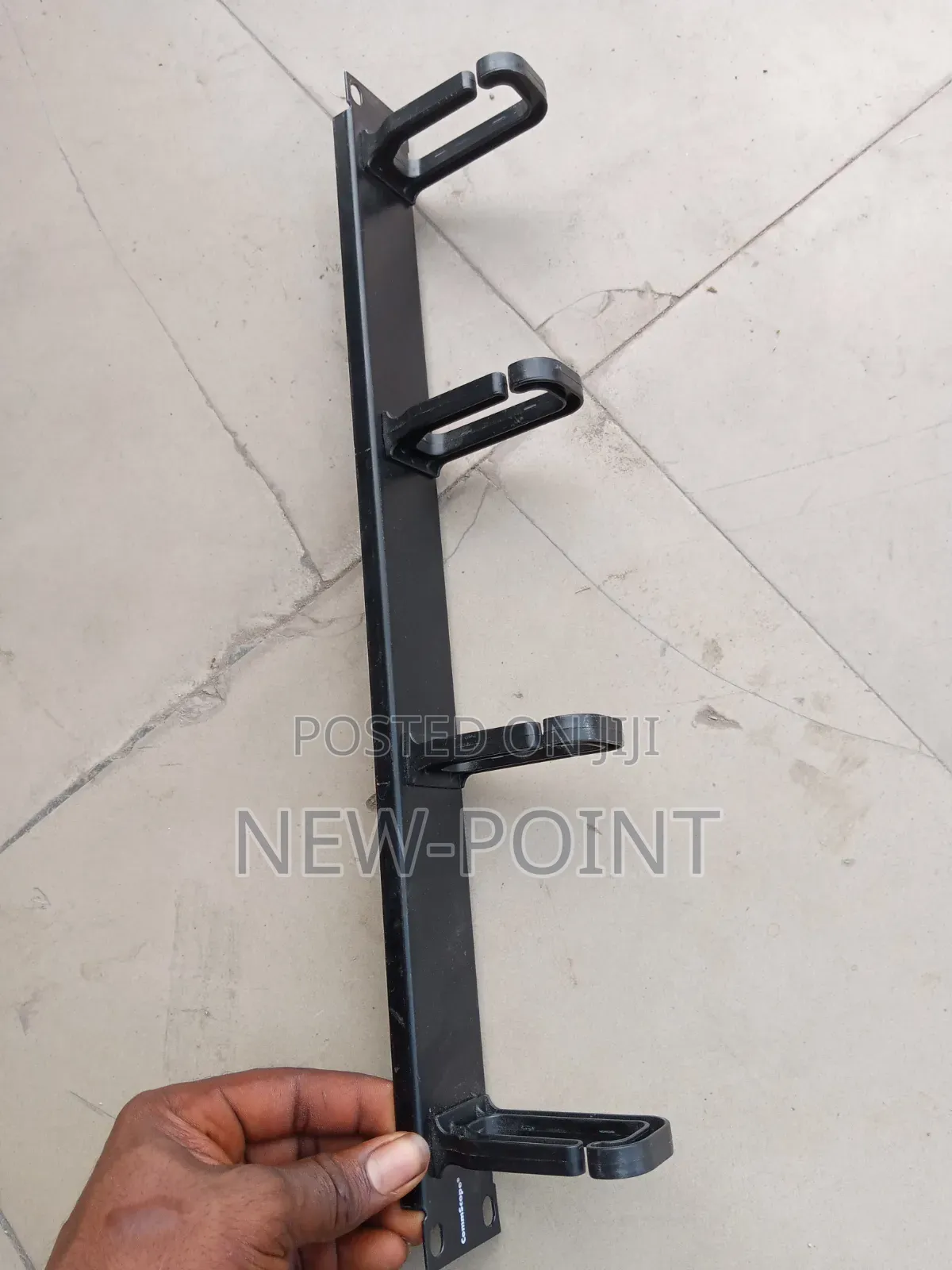 Cable Manager – 1u Rack Mount Cable Management Panel