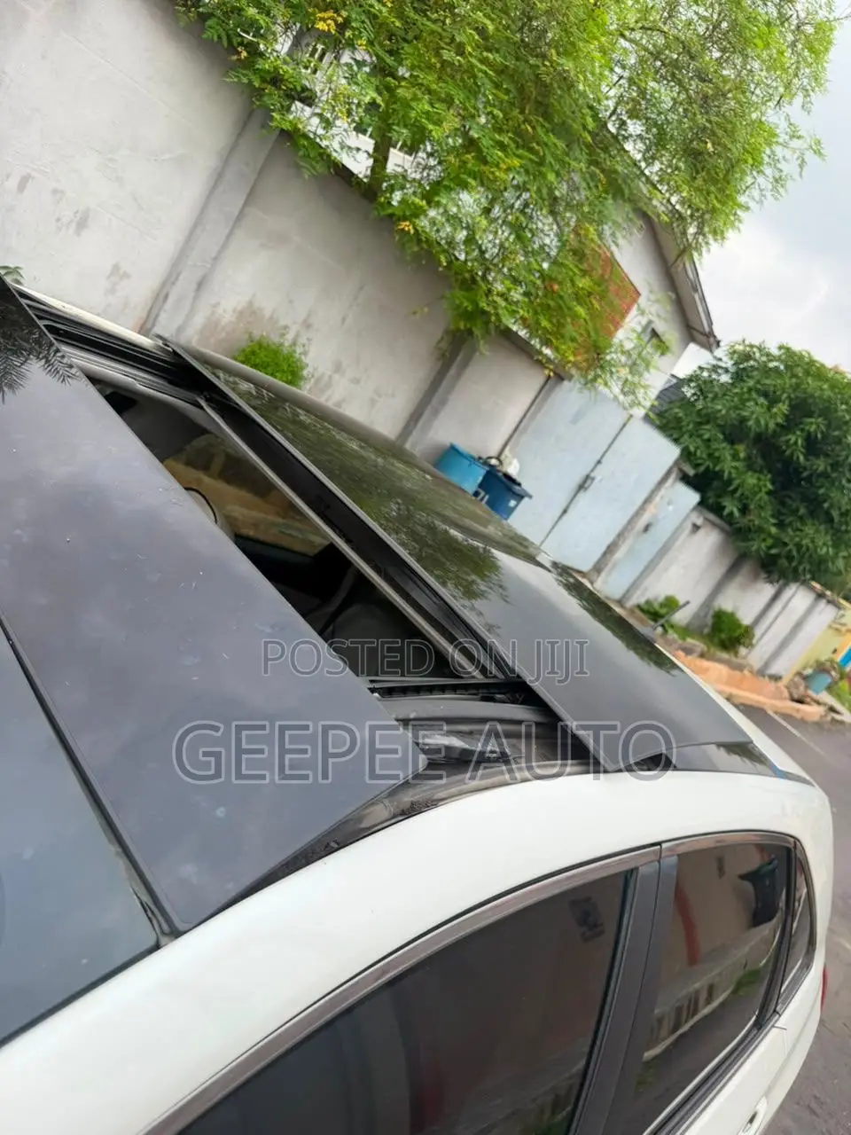 Toyota Venza 2010 White