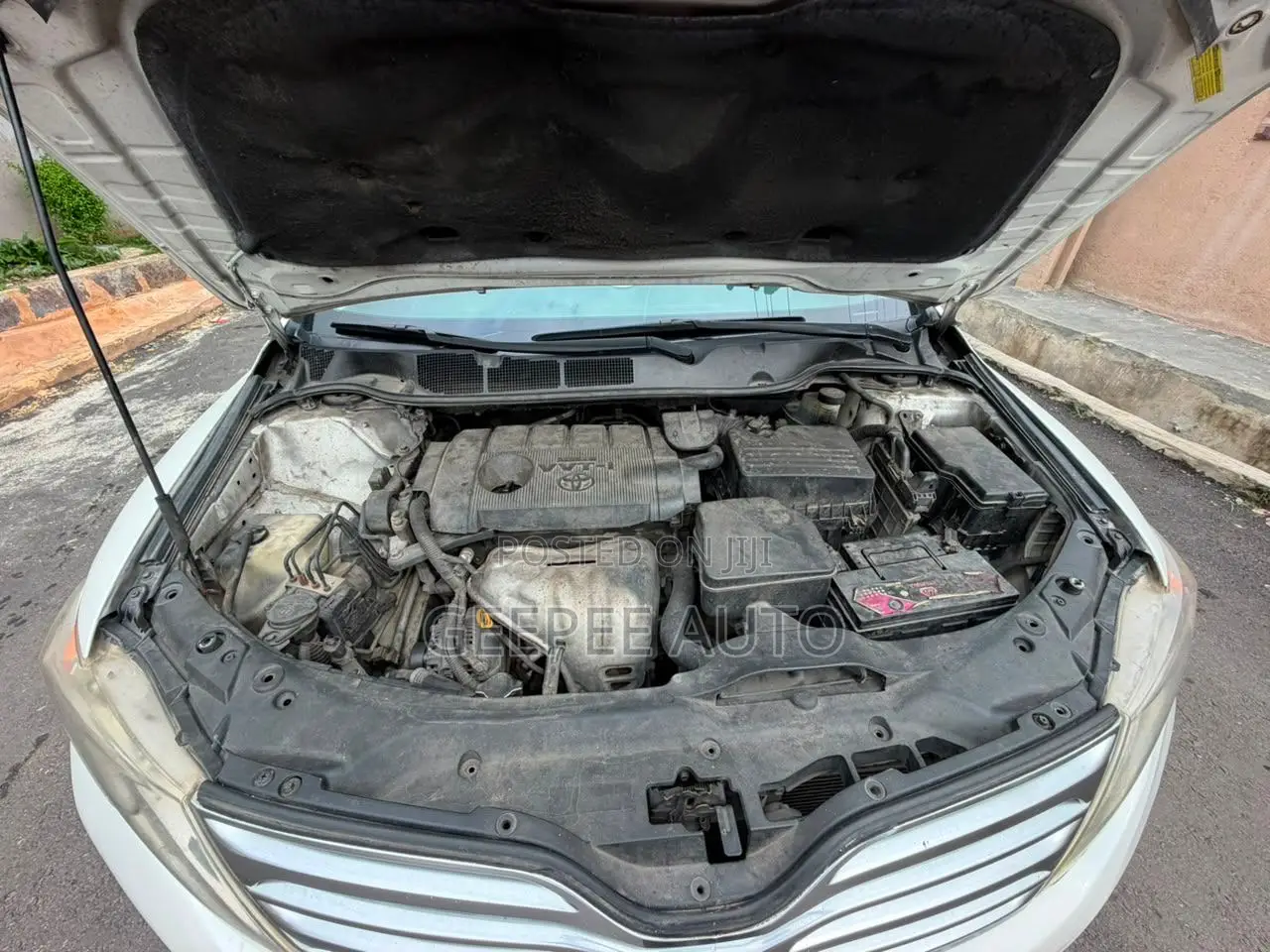 Toyota Venza 2010 White