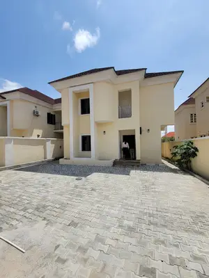 4bdrm Duplex in Lugbe District for rent