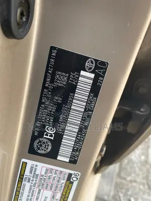 Toyota Corolla CE 2005 Gold
