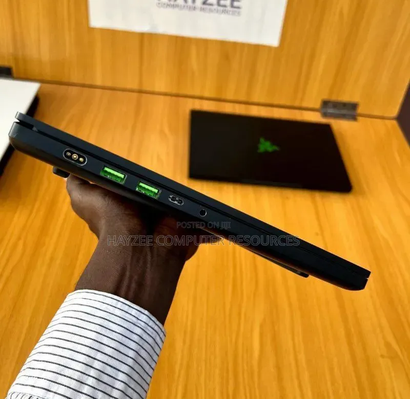 Laptop Razer Blade 16GB Intel Core i7 SSD 1T