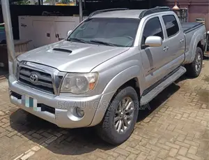 Toyota Tundra Double Cab 4x4 Limited 2009 Gray