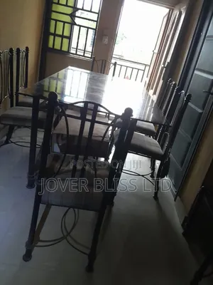 Dinning Table