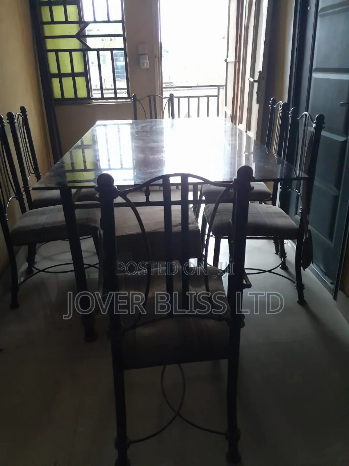 Dinning Table