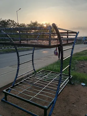 Iron Bulk Bed