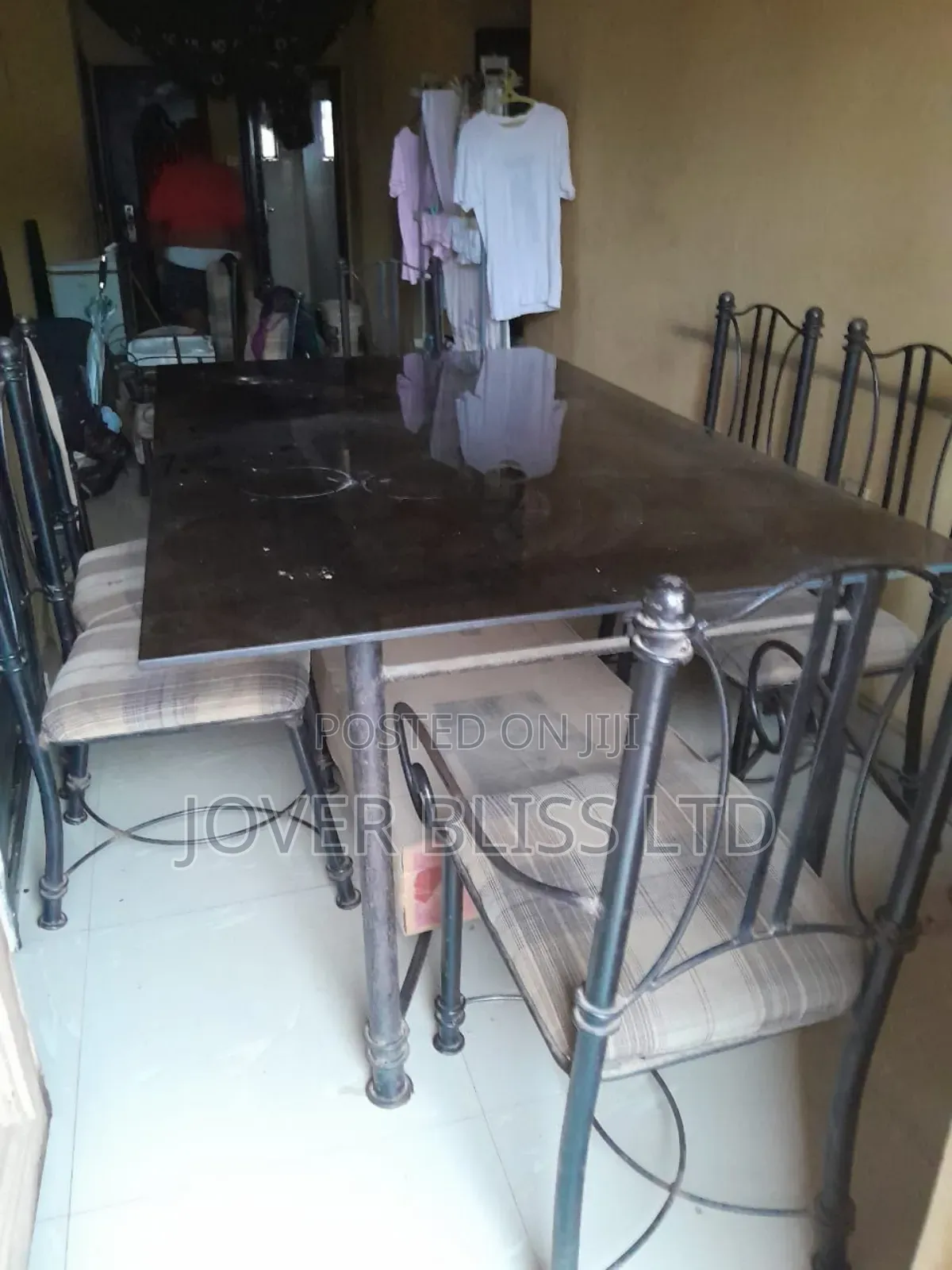 Dinning Table