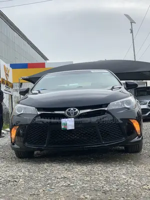 Toyota Camry SE 4dr Sedan (2.5L 4cyl 6A) 2016 Black