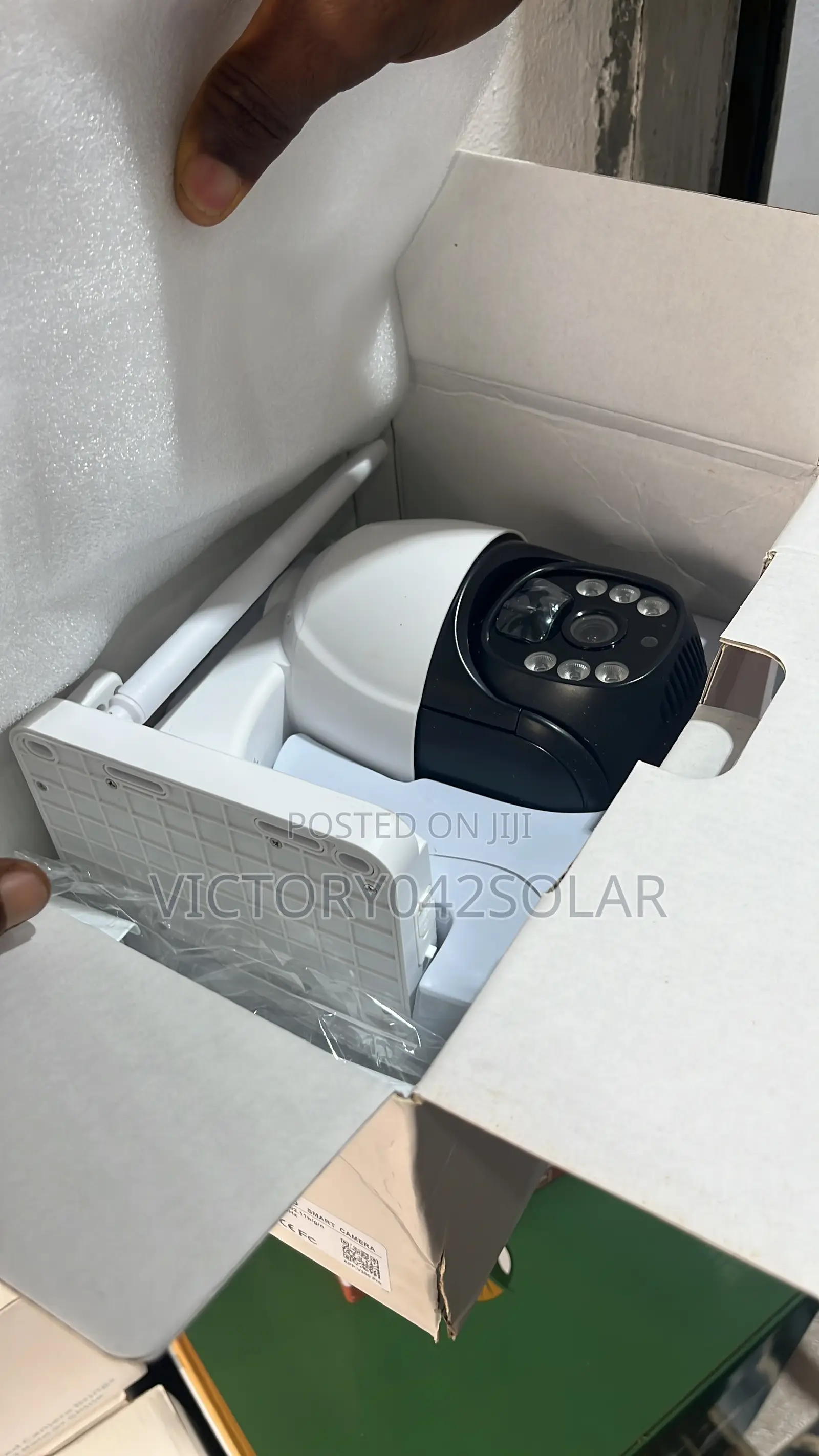Intelligent Solar Security Camera Available With Panel
