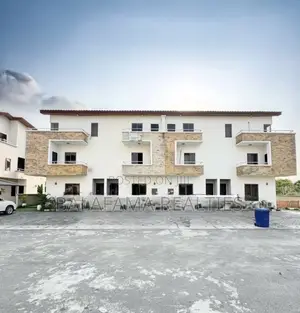 3bdrm Apartment in VGC / Ajah for sale
