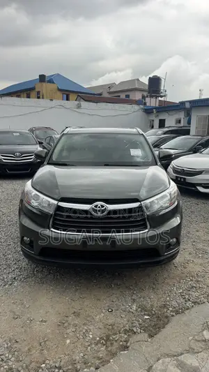 Toyota Highlander 2015 Green