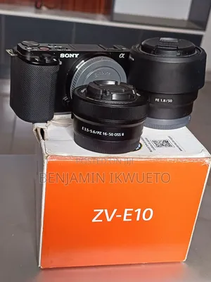 Sony Zv-E10 With Two Leses (50mm F1. 8 and 16-50mm) Foreign Used