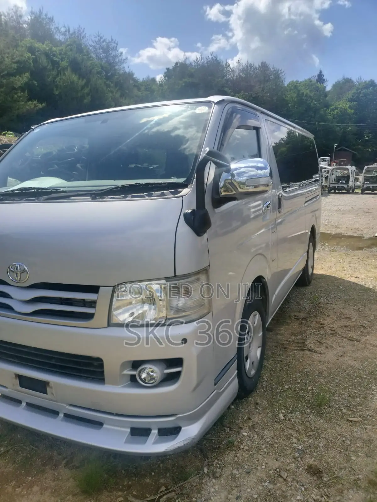 Toyota HiAce 2012 Grey