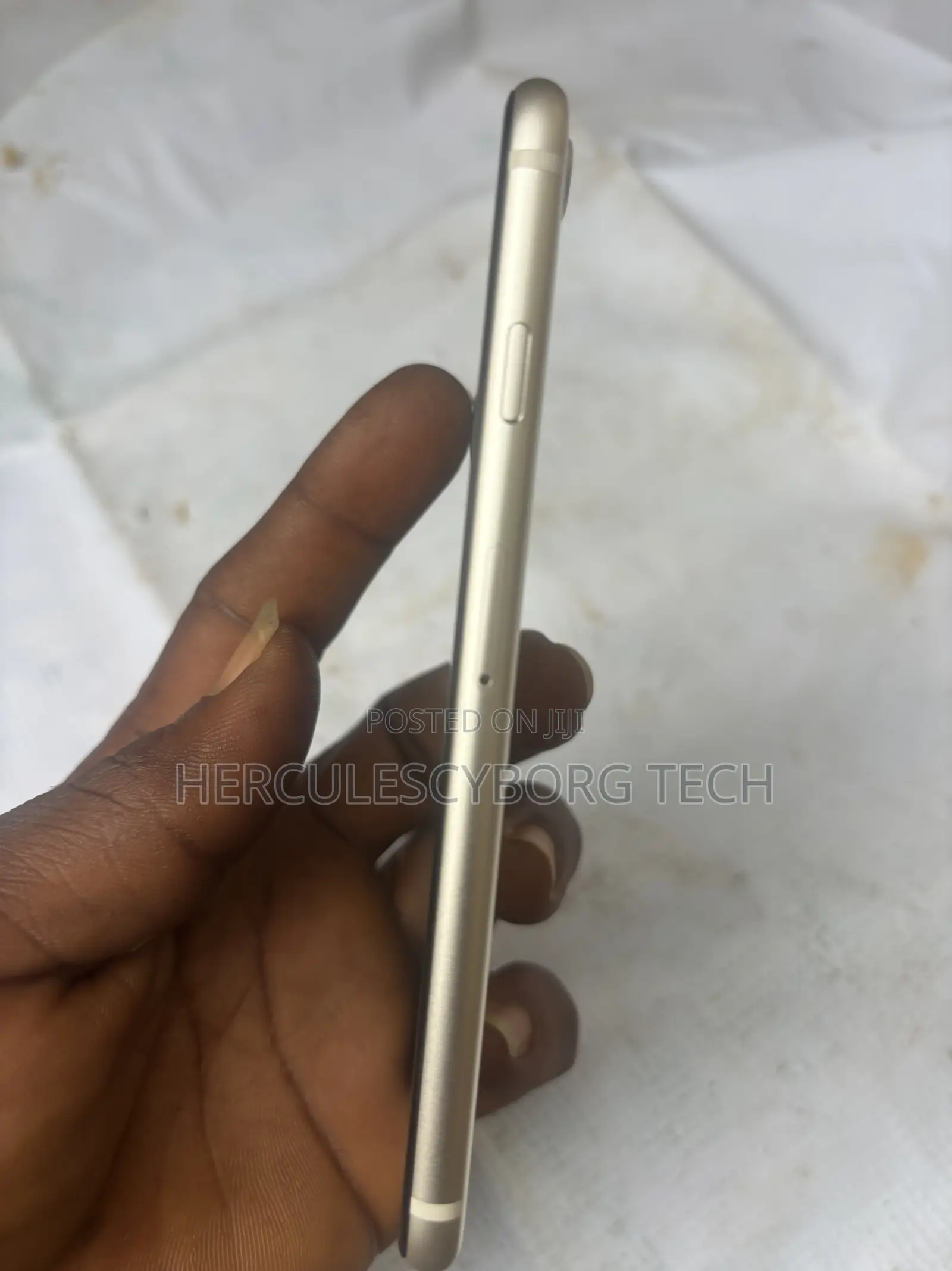 Apple iPhone SE (2020) 64 GB Silver