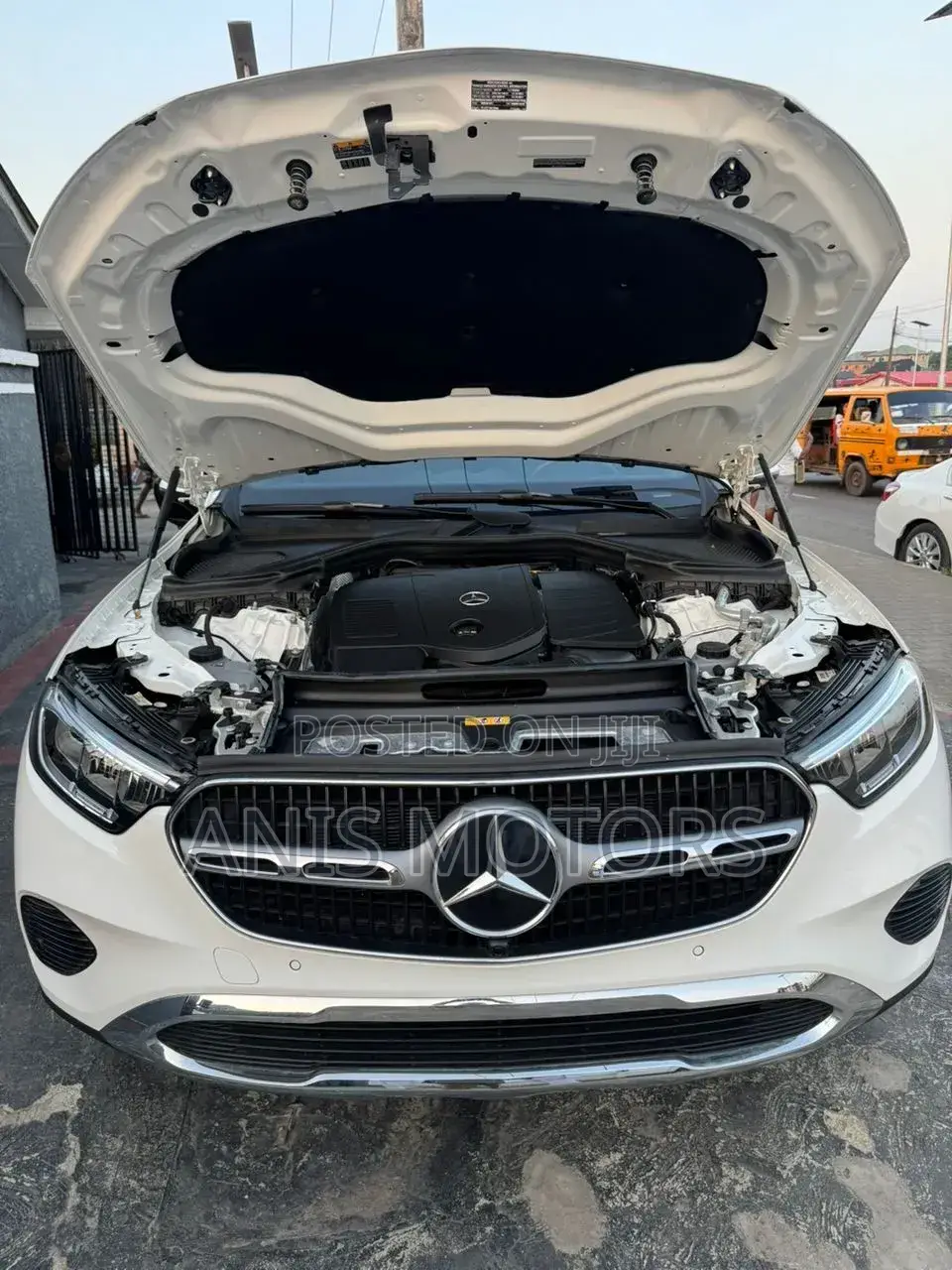 Mercedes-Benz GLC-Class GLC 300 4MATIC AWD 2024 White