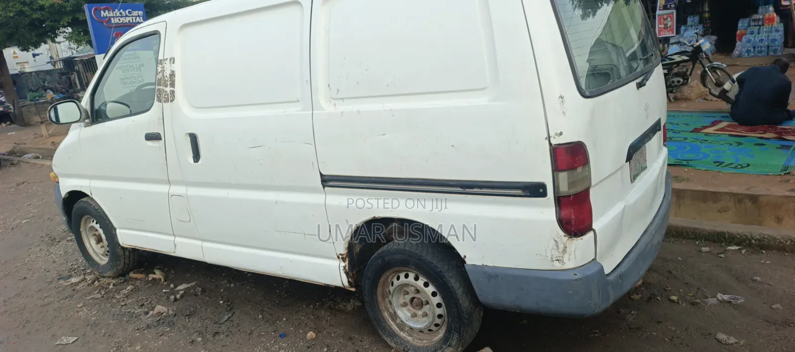 Toyota HiAce 2005 White