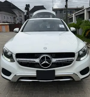 Mercedes-Benz GLC-Class 2017 White