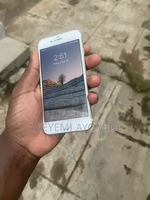Apple iPhone 7 128 GB Gold