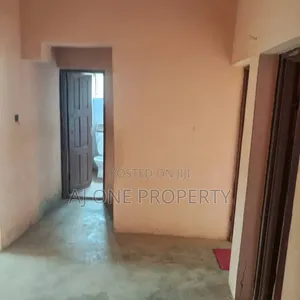 3bdrm Block of Flats in At Igbe Rd Gbogbo for sale