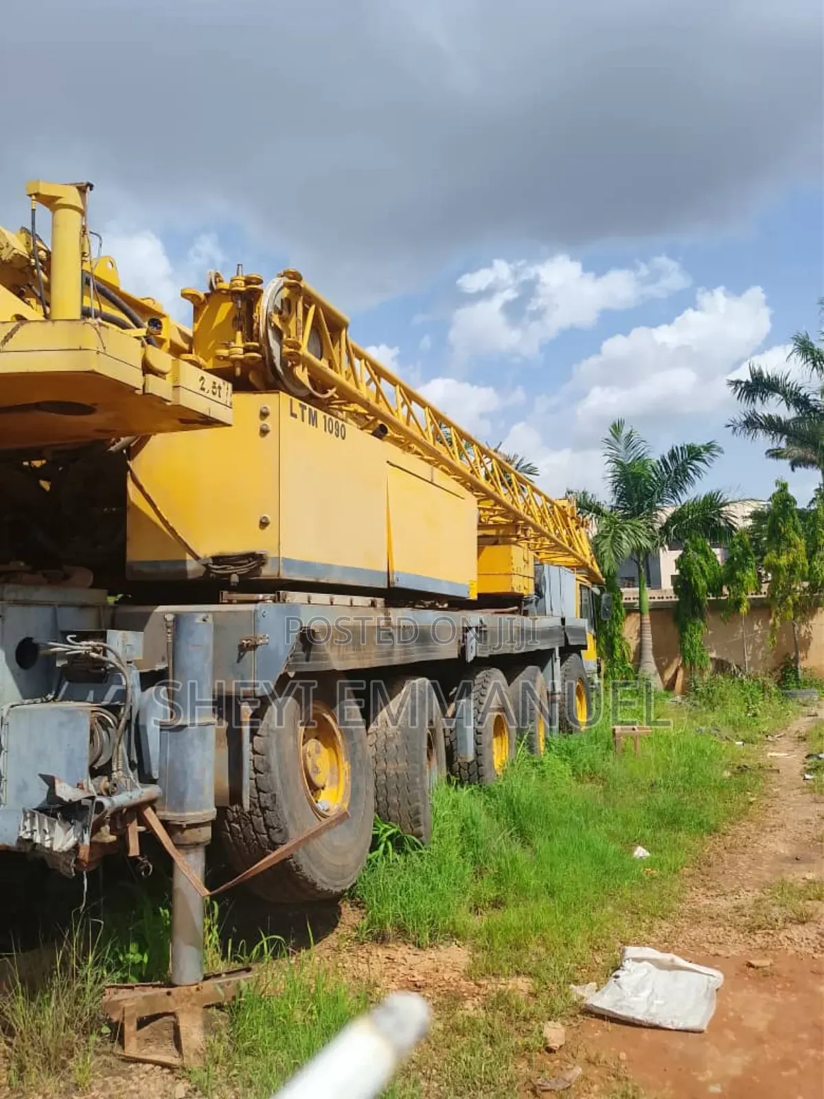 Motor Crane