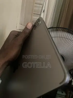 Apple iPad Pro 11 (2022) 128 GB Silver