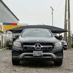 Mercedes-Benz GLC-Class 2017 Black