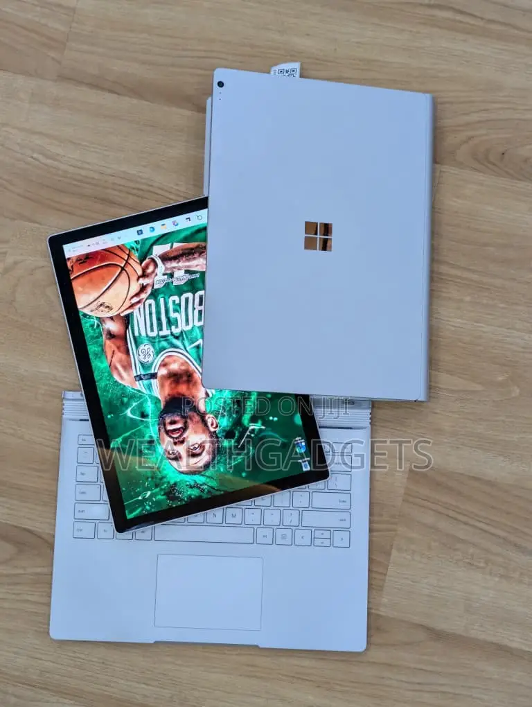 Laptop Microsoft Surface Book 2 16GB Intel Core i7 SSD 1T