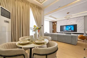 2 Bedroom With City View, Snooker, Table Tennis, Swimming Pool and Ps5