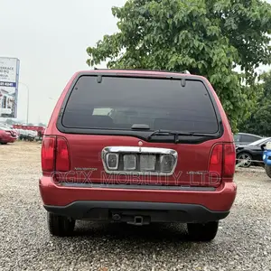 Lincoln Navigator 1998 Red