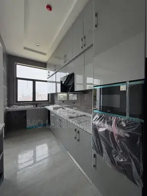 3bdrm Apartment in Lekki Phase 1 for rent