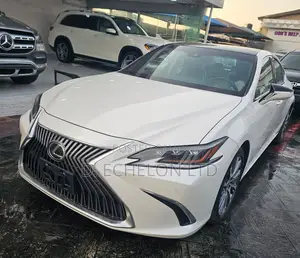 Lexus ES 350 F Sport FWD 2019 White