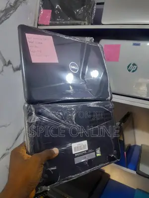 Laptop Dell Latitude 3180 8GB Intel Core i5 SSD 256GB