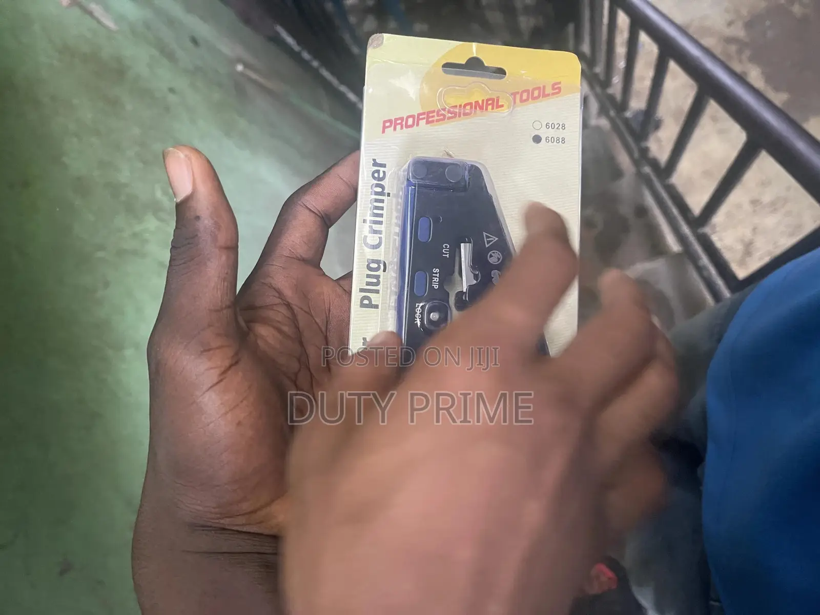 Modular Plug Crimper (Model 6088