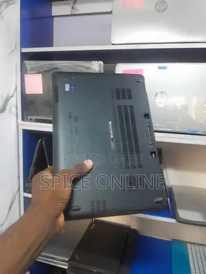 Laptop Dell Latitude E7270 8GB Intel Core i7 SSD 500GB