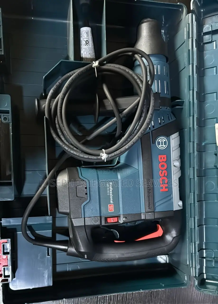 Bosch GBH 8-45 D Professional Rotary Hammer Features a 1500w