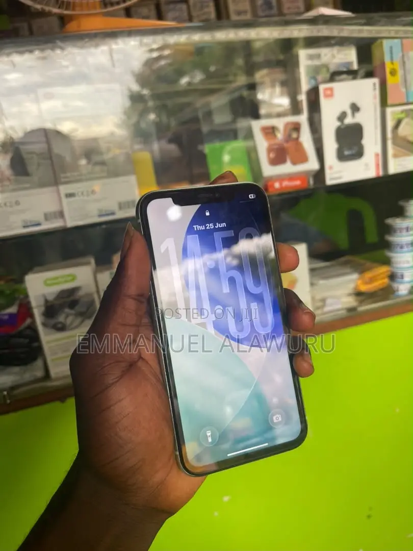 Apple iPhone 11 64 GB Green