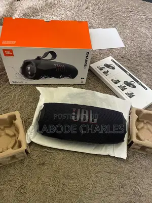 JBL Charge 6
