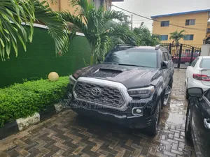 Toyota Tacoma 2020 Black