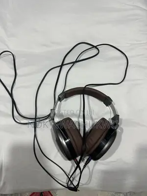 Yo-Tronics Yth-880 Classic Studio Headphones,