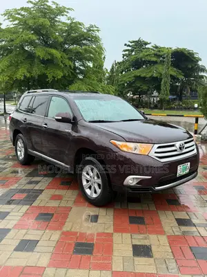 Toyota Highlander Limited 3.5l 4WD 2013 Burgundy