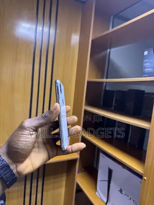 Apple iPhone X 64 GB White