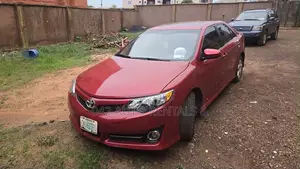 Toyota Camry 2014 Red