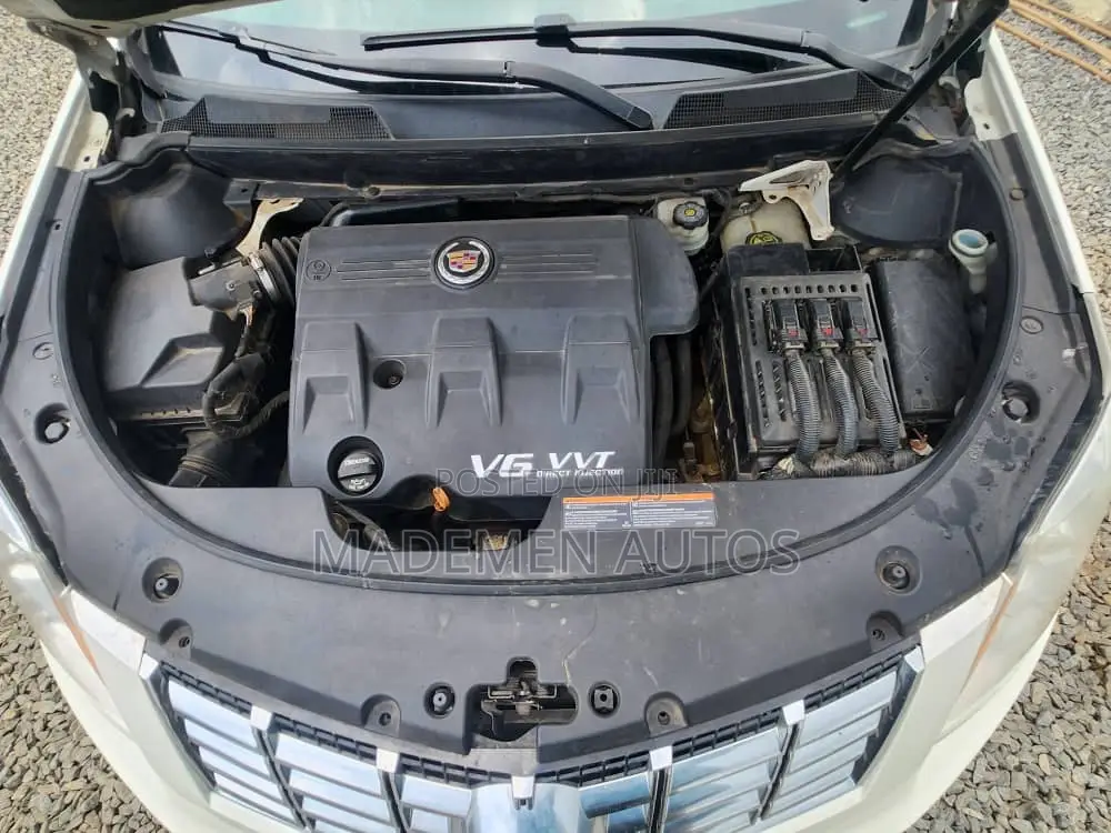 Cadillac SRX 3.6 AWD 2014 White