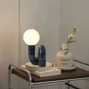 Luxurious Table Lamp