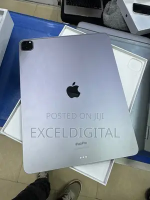Apple iPad Pro 12.9 (2022) 2 TB Gray