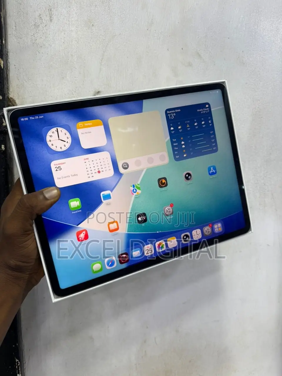 Apple iPad Pro 12.9 (2022) 2 TB Gray