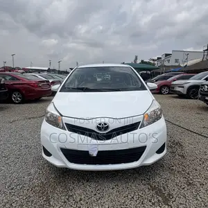 Toyota Yaris 2013 White